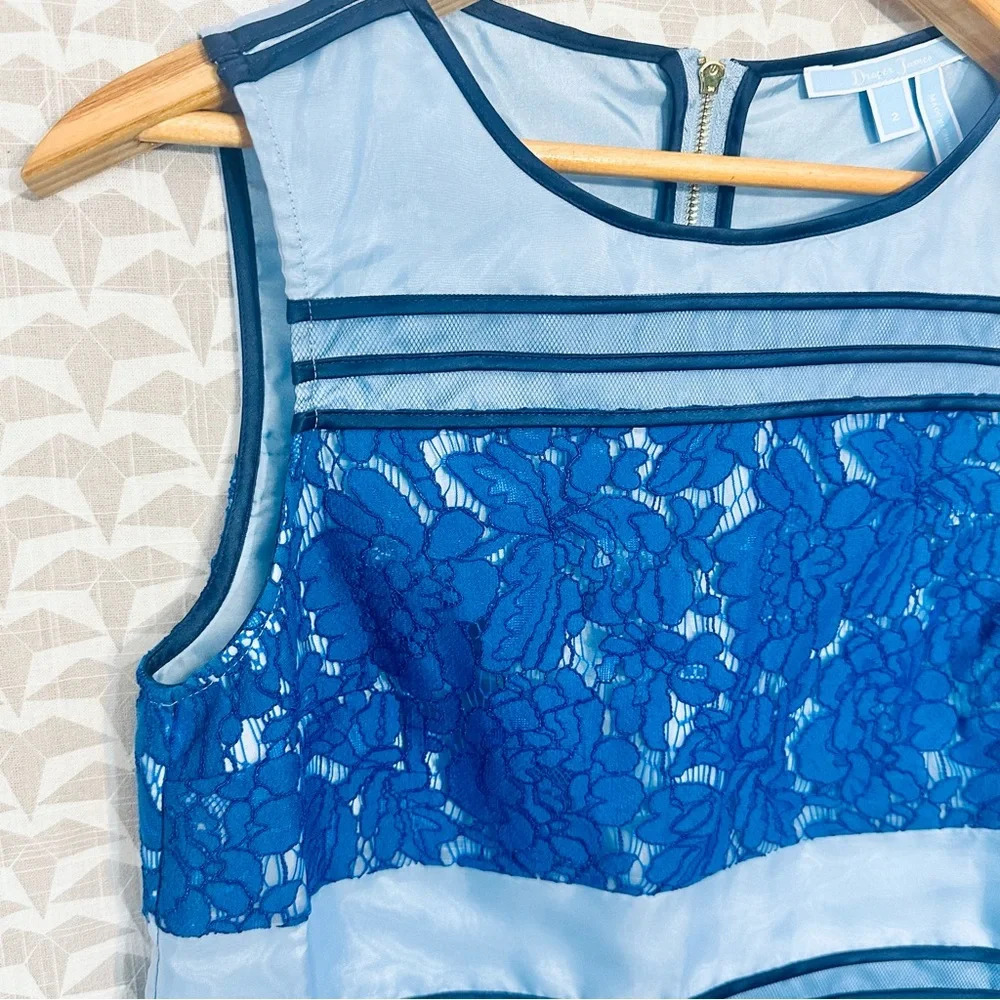 3/$22🩶 Draper James Tank Top Blouse Womens Size 2 XS Blue Lace Stripe Sleeveless - Picture 4 of 11